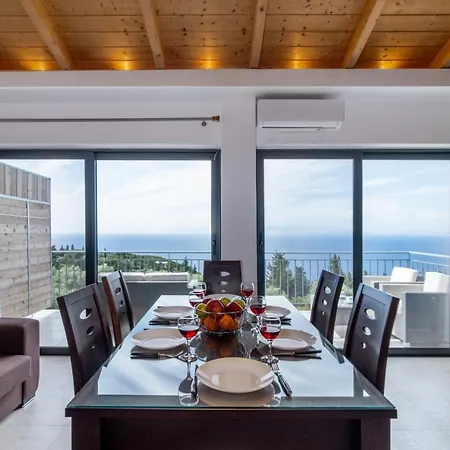Apartmán Deluxe With Sea View B